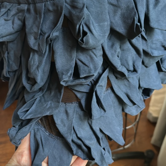 Alice + Olivia 100% Silk dress navy size small. - Picture 3 of 11